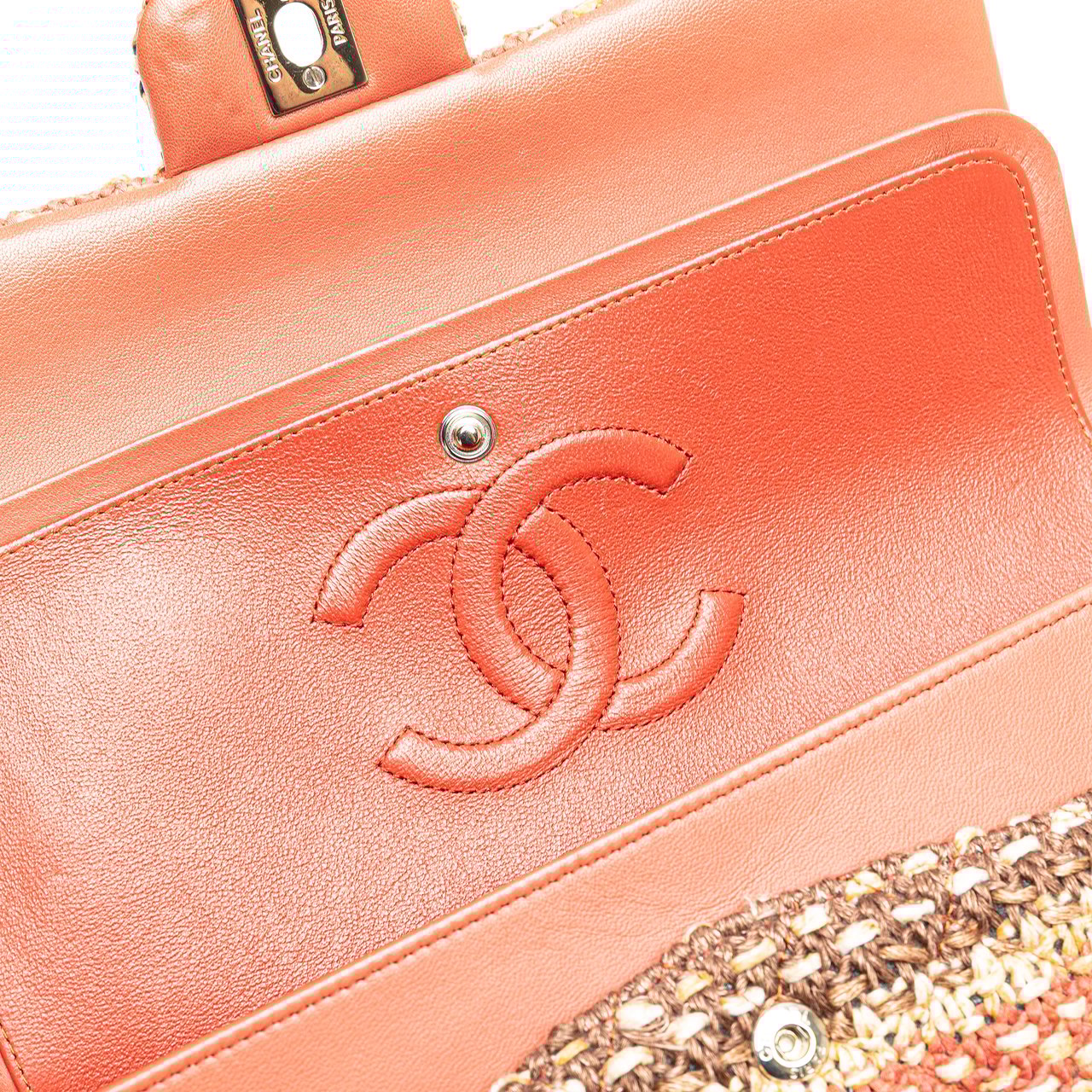 Chanel Medium Classic Tweed Double Flap Bruin