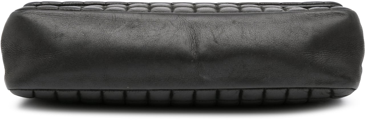 Chanel Chocolate Bar Iridescent Calfskin Bubble Flap Zwart