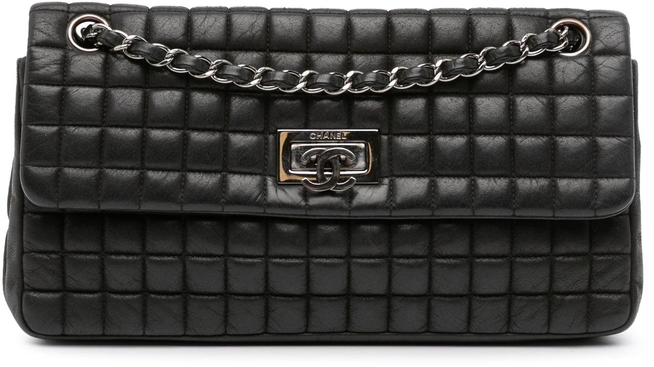 Chanel Chocolate Bar Iridescent Calfskin Bubble Flap Zwart