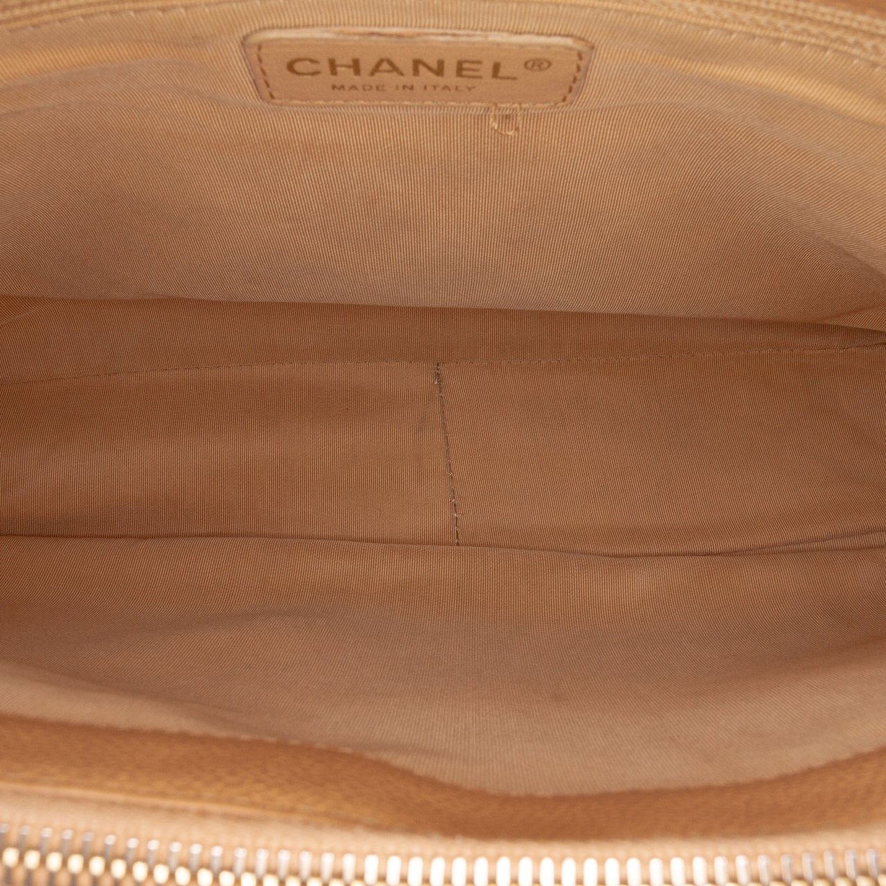 Chanel Caviar Grand Shopping Tote Bruin