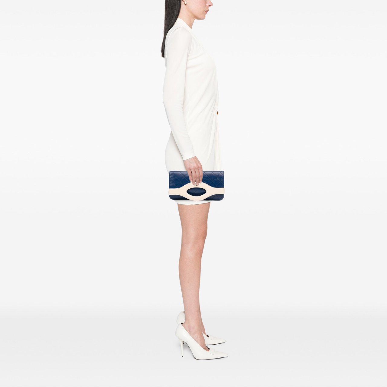 Chanel Small Bicolor Aged Calfskin 31 Clutch Blauw