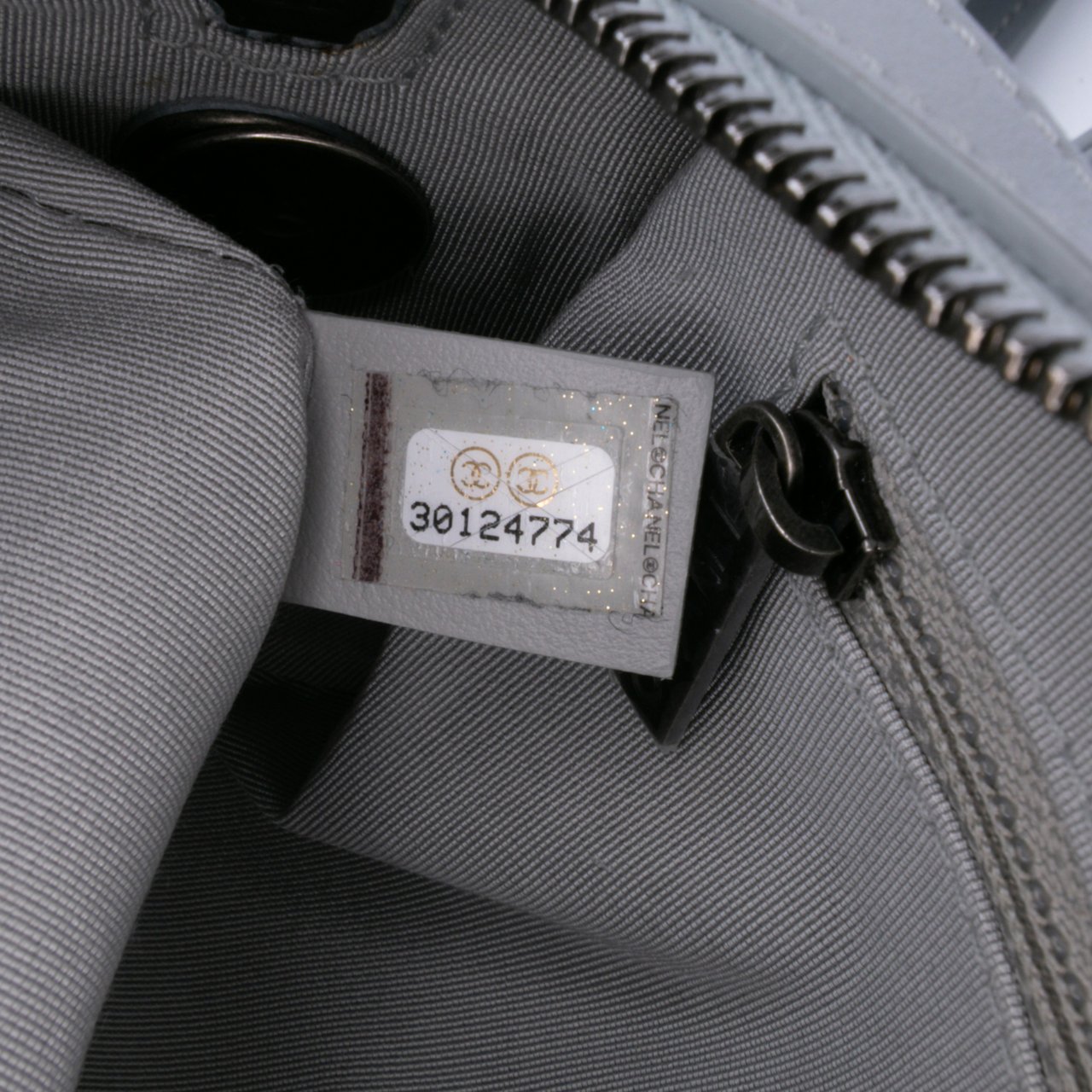 Chanel Calfskin Signature Chain Signe Bowling Bag Grijs