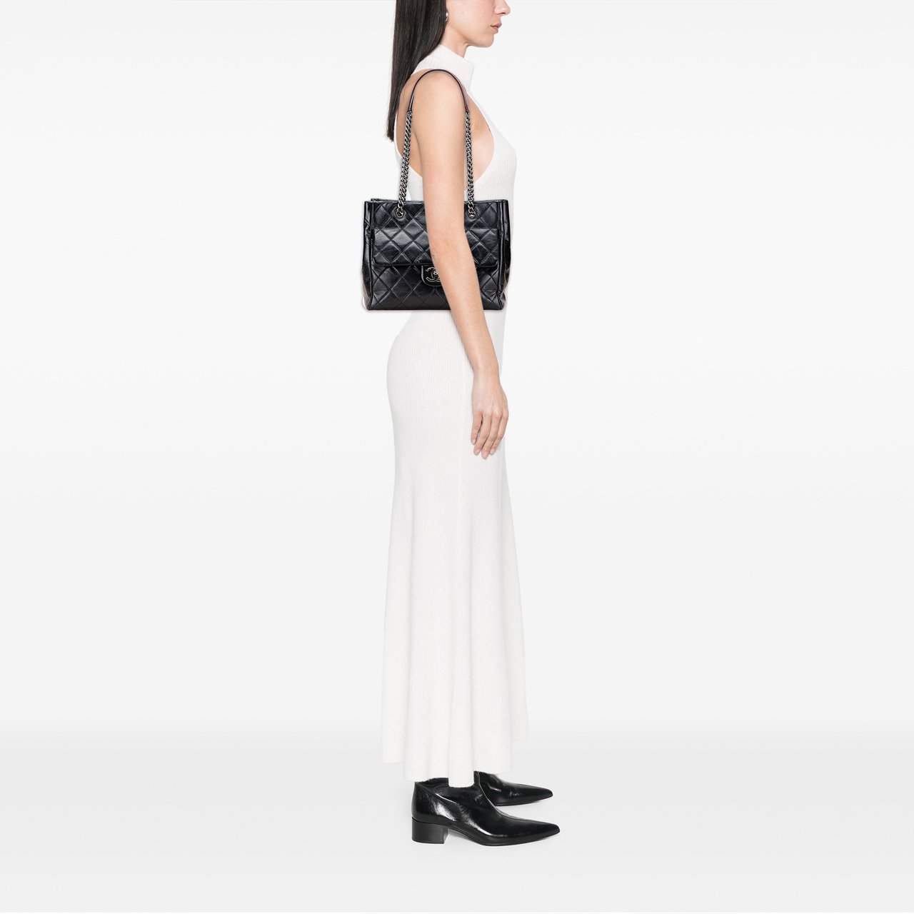 Chanel Small Quilted Glazed Calfskin Duo Color Tote Zwart