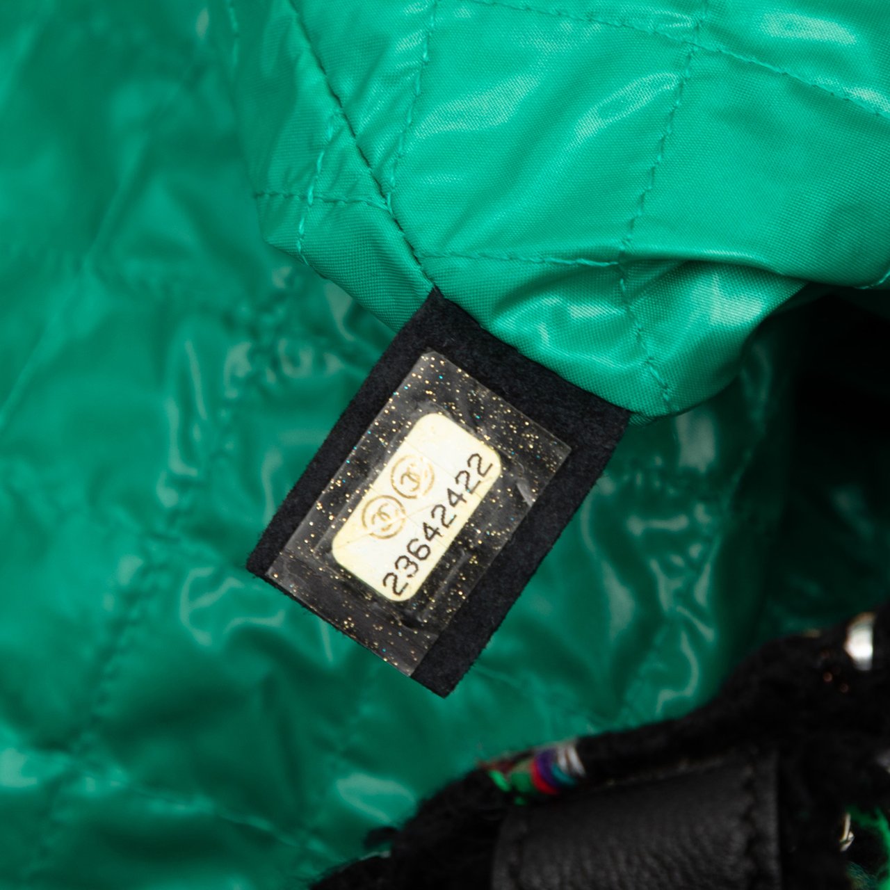 Chanel Large Tweed Resin Embellished Robot Shopping Tote Zwart