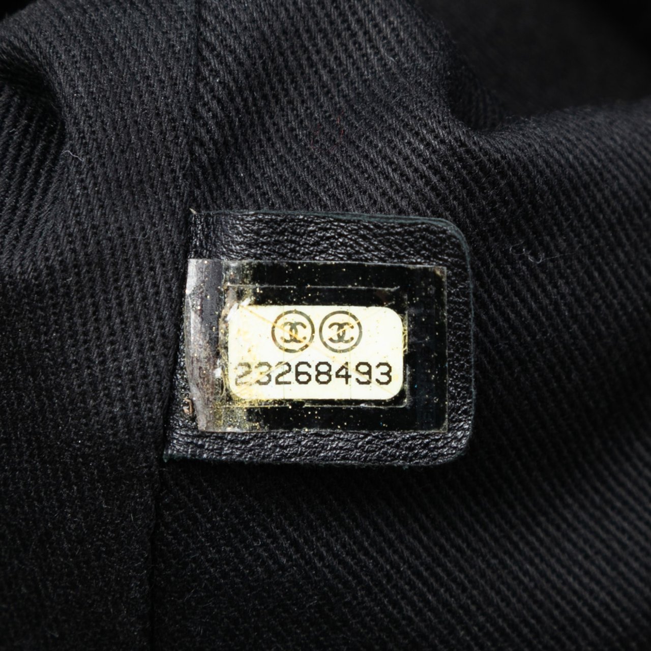 Chanel CC Suede Wild Stitch Bucket Bag Bruin