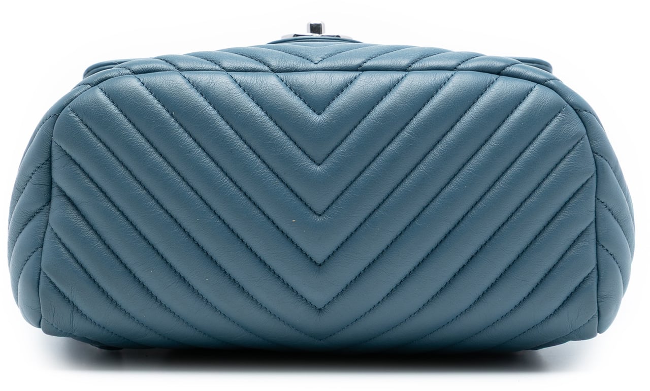 Chanel Chevron Lambskin Urban Spirit Backpack Blauw