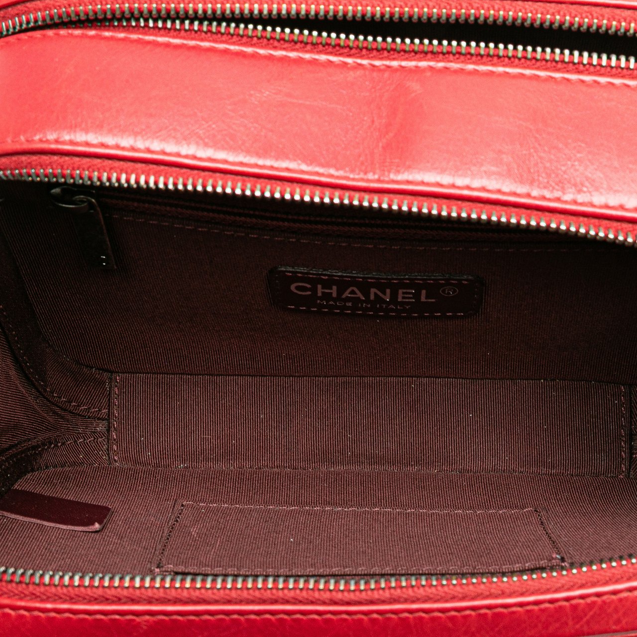 Chanel Small Quilted Glazed Calfskin Coco Boy Camera Bag Rood