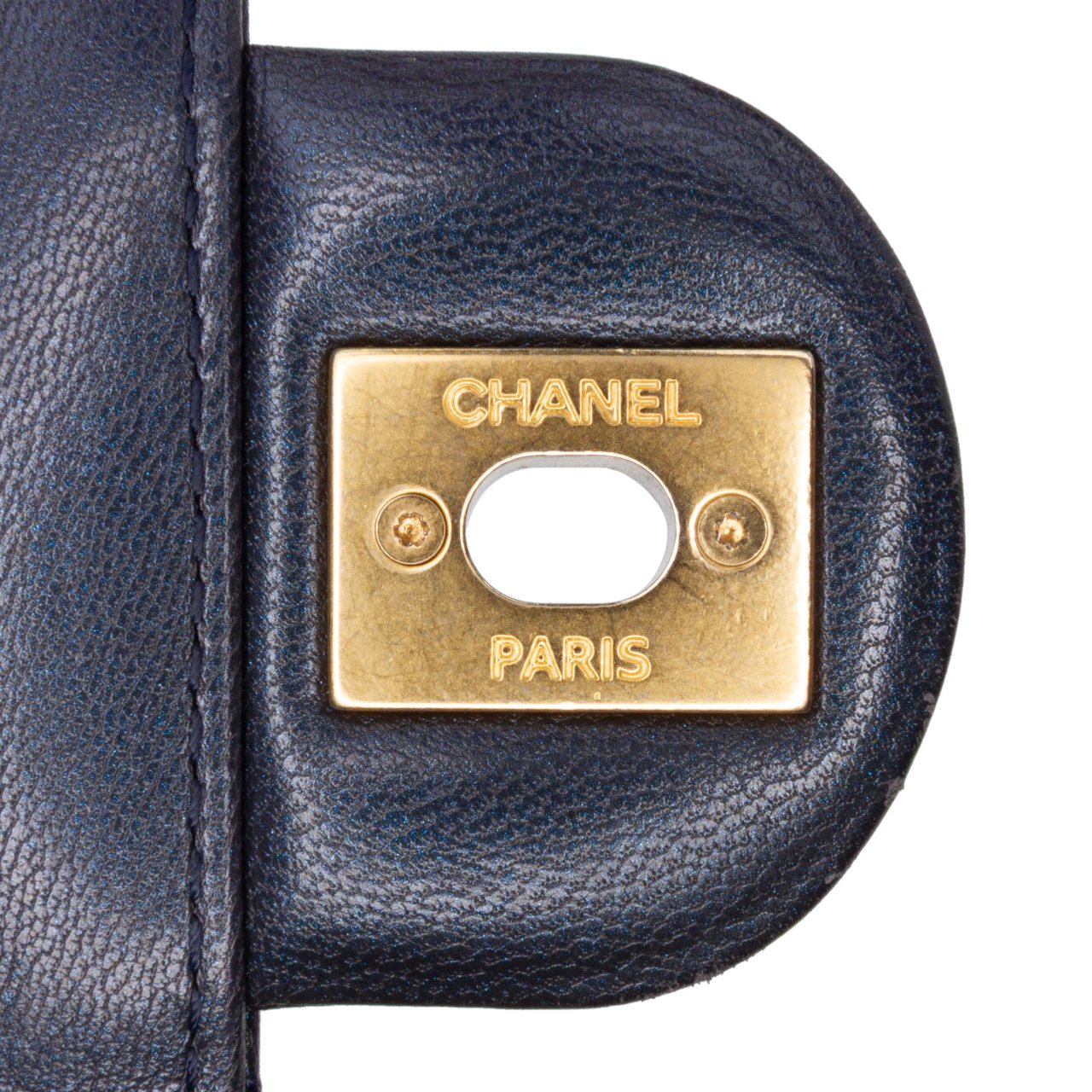 Chanel Small Lambskin Chic Pearls Flap Blauw