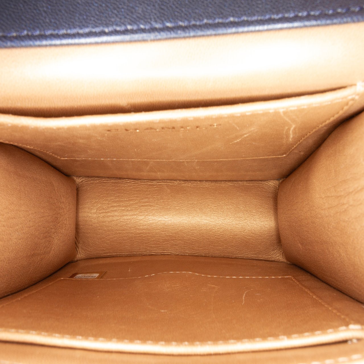 Chanel Small Lambskin Chic Pearls Flap Blauw