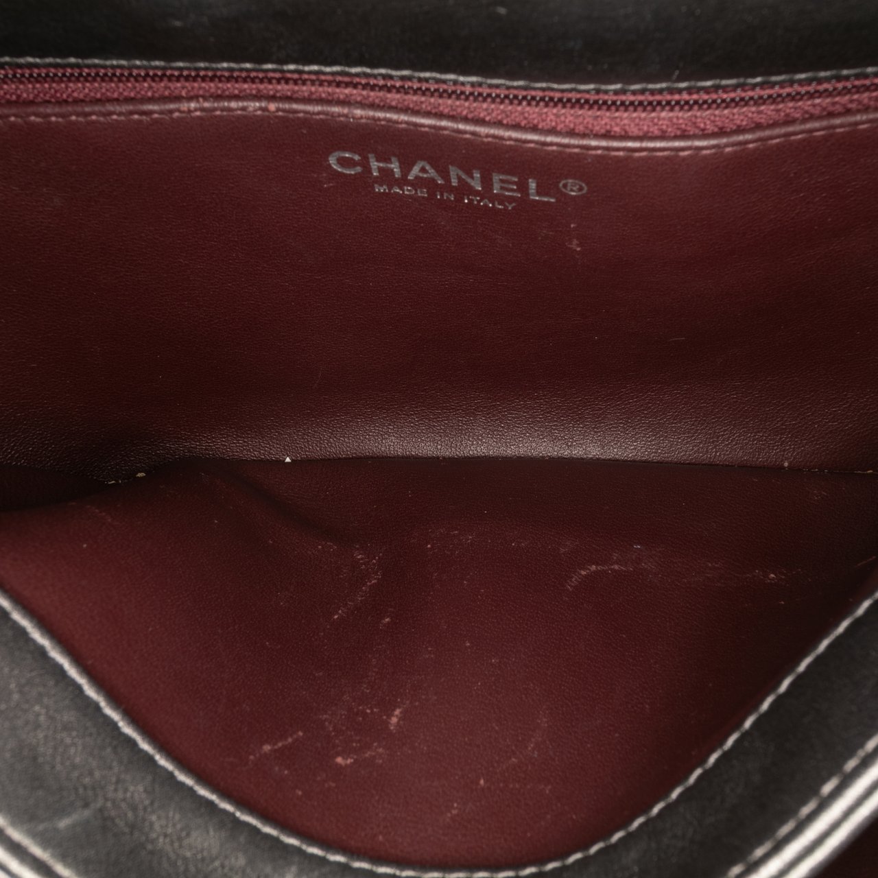 Chanel Quilted Metallic Lambskin Trendy CC Flap Grijs