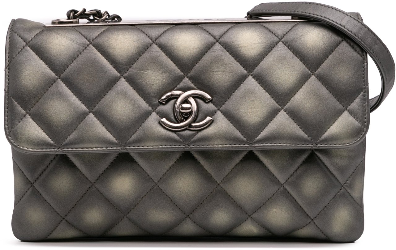 Chanel Quilted Metallic Lambskin Trendy CC Flap Grijs