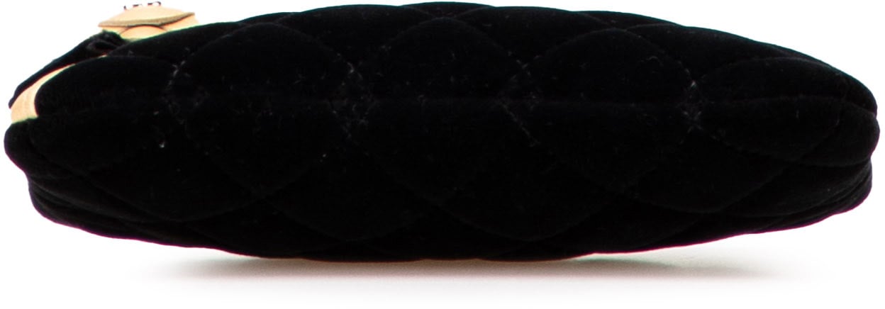 Chanel CC Quilted Velvet Camellia Pouch Zwart