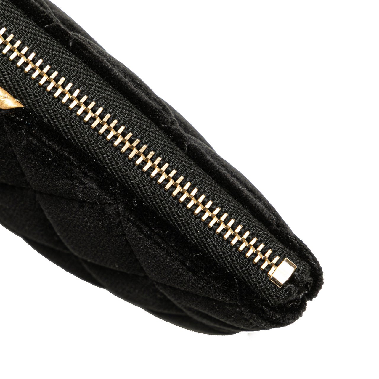 Chanel CC Quilted Velvet Camellia Pouch Zwart