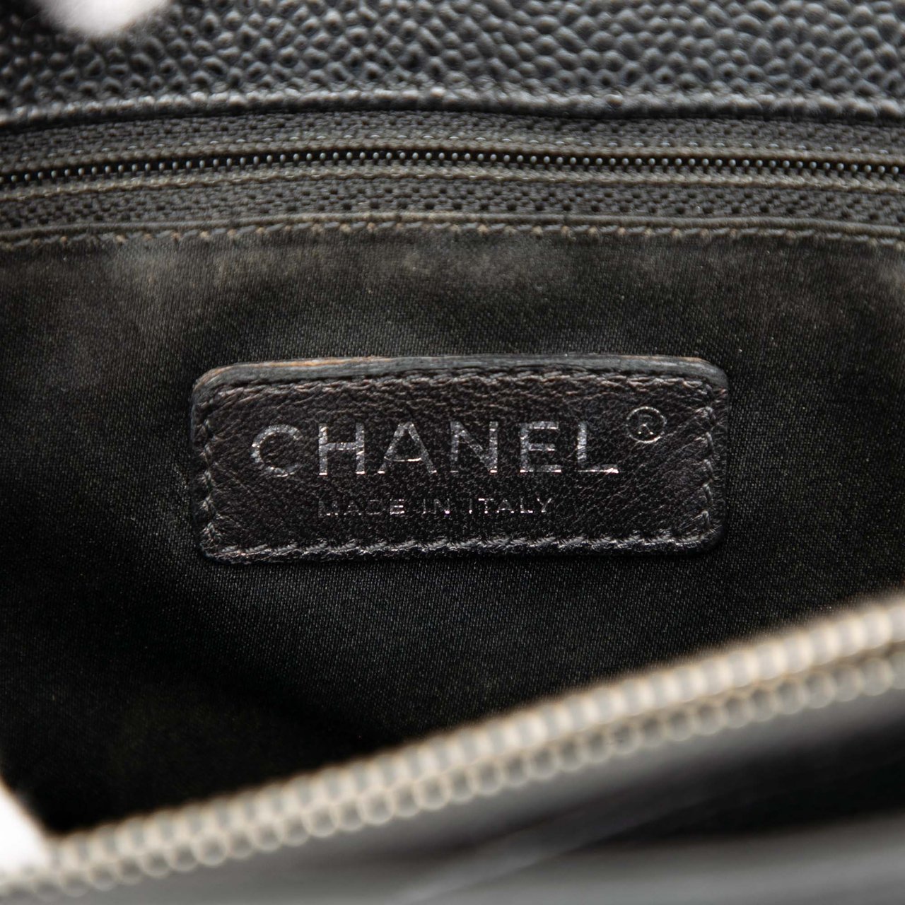 Chanel Caviar Grand Shopping Tote Zwart