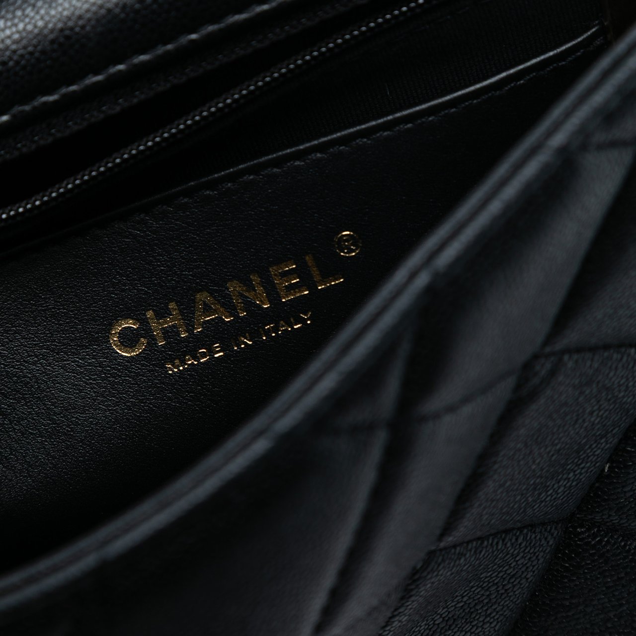 Chanel Mini Quilted Caviar Top Handle Flap Zwart