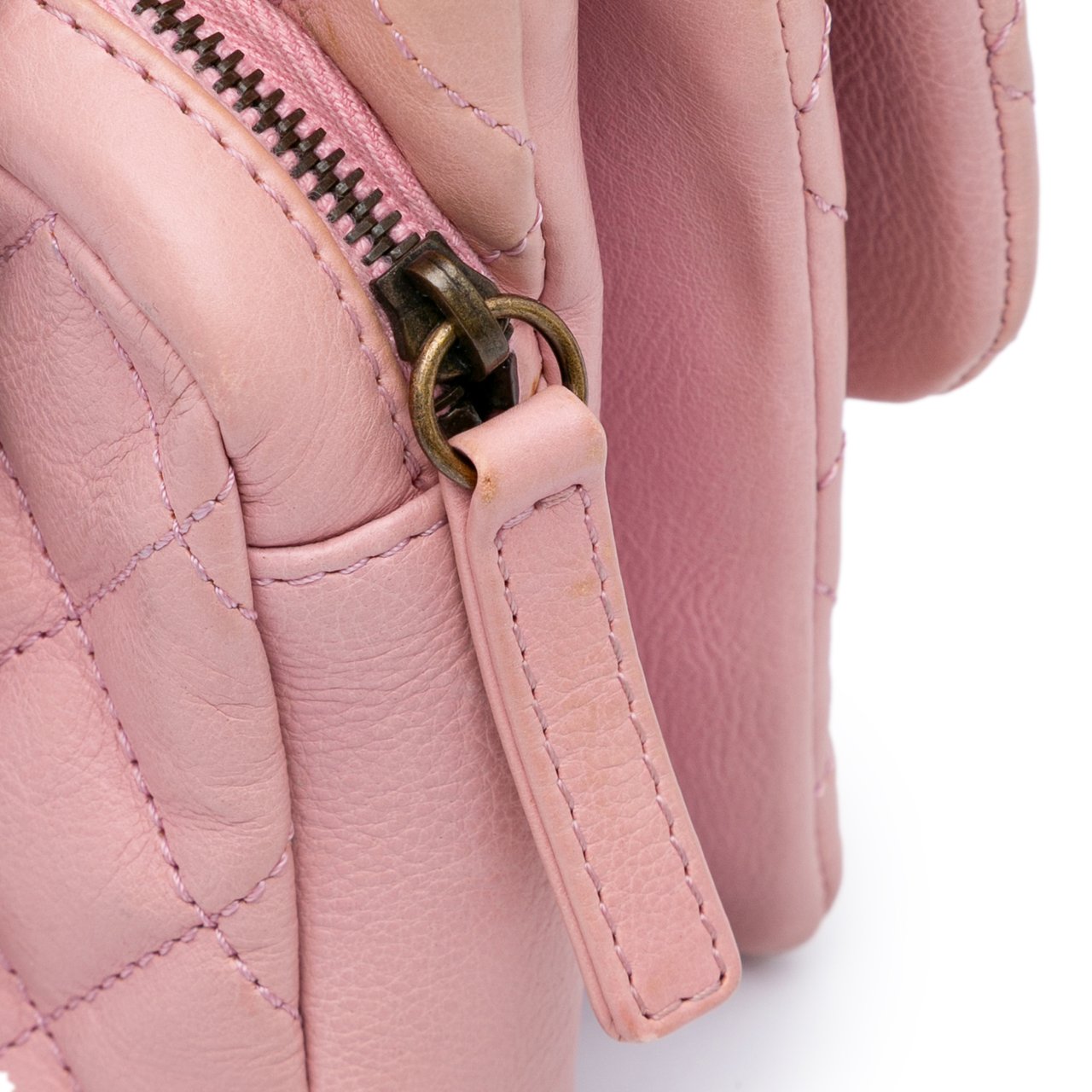 Chanel Quilted Calfskin CC Crown Flap Roze