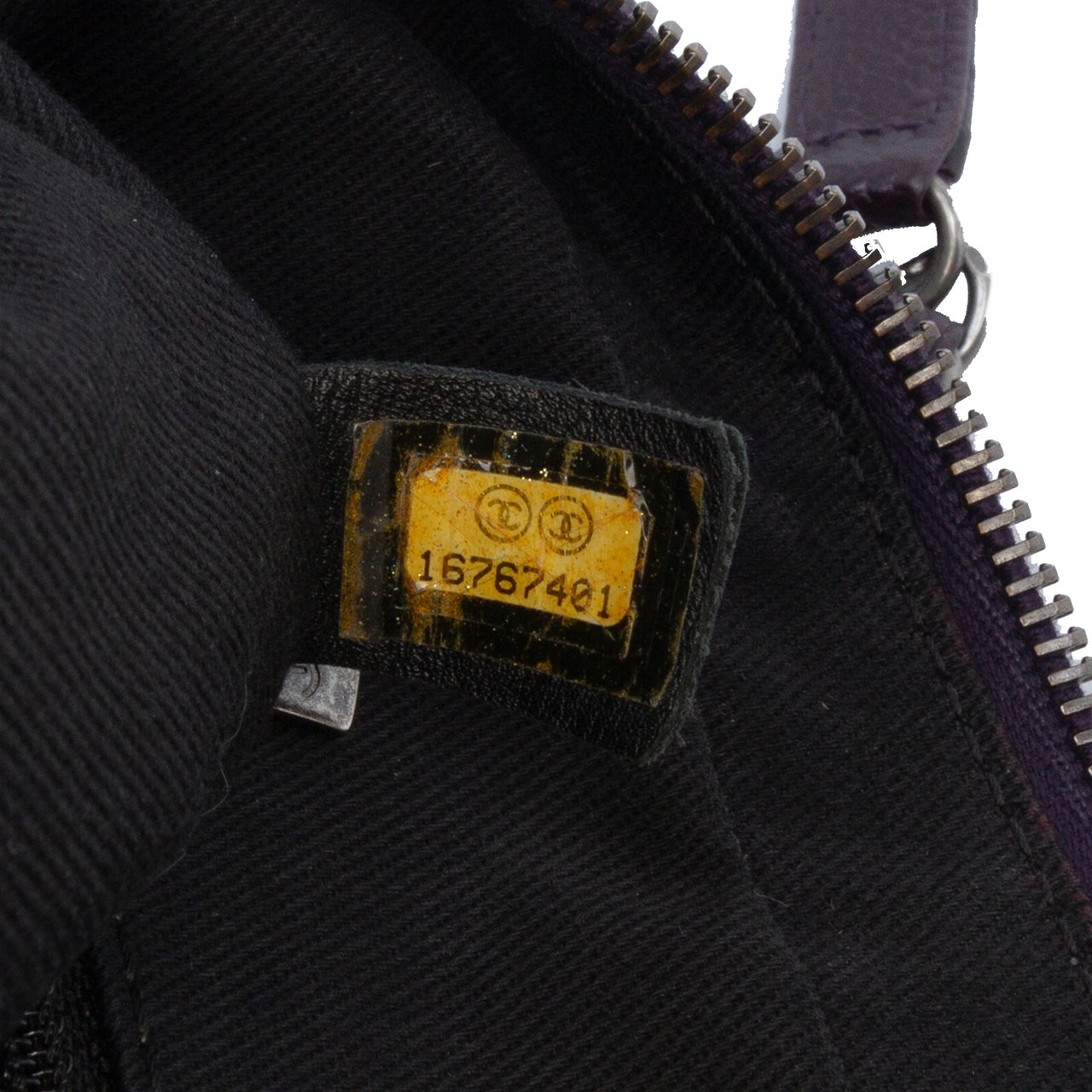 Chanel Jumbo Quilted Caviar Easy Flap Paars