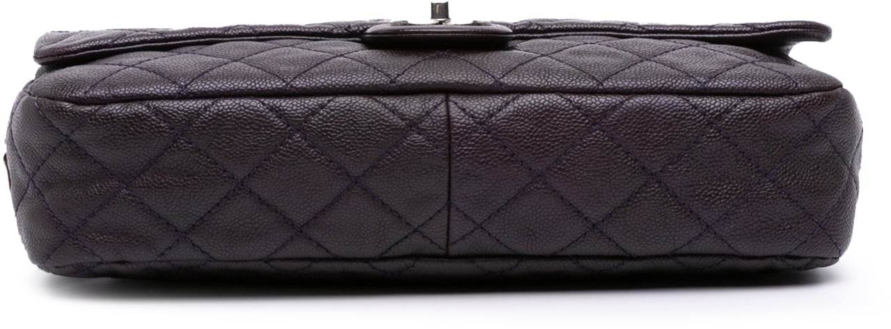 Chanel Jumbo Quilted Caviar Easy Flap Paars