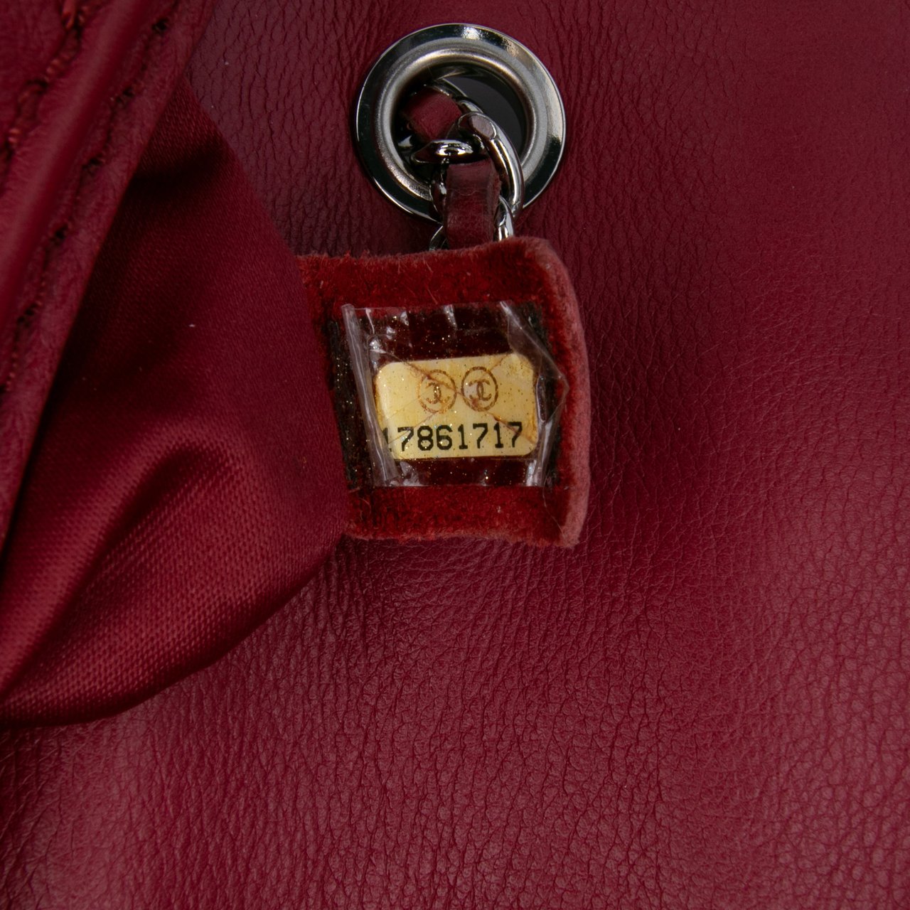 Chanel Medium Stitched Calfskin Citizen Flap Rood