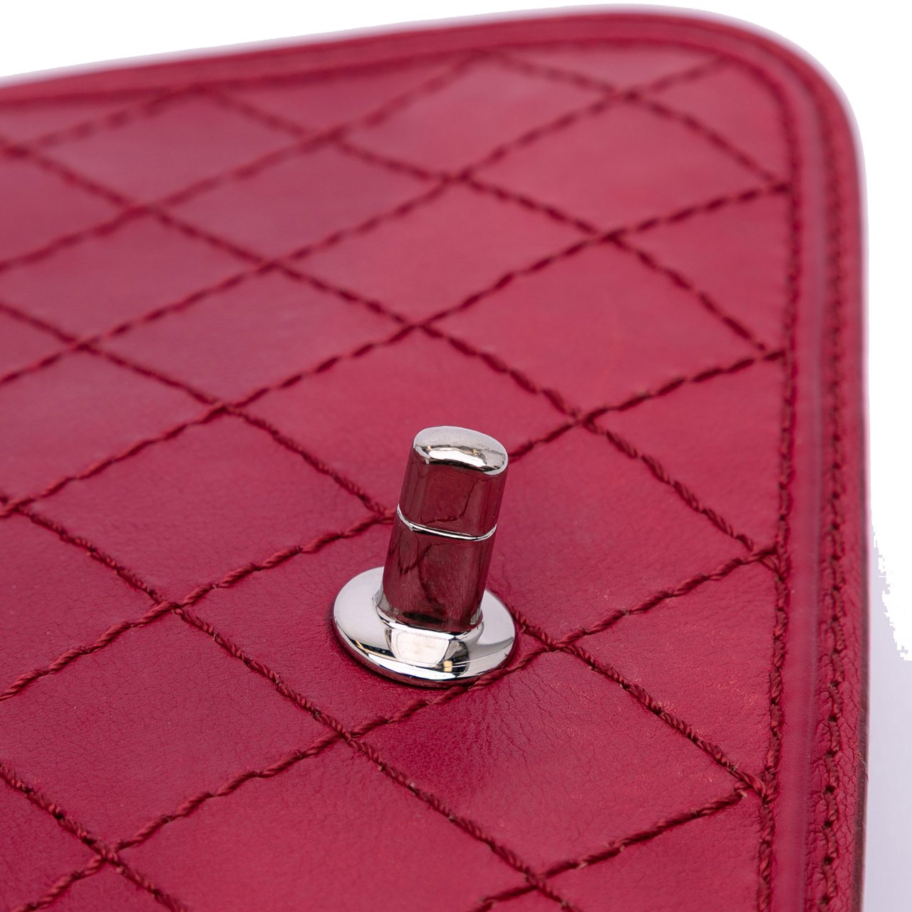 Chanel Medium Stitched Calfskin Citizen Flap Rood