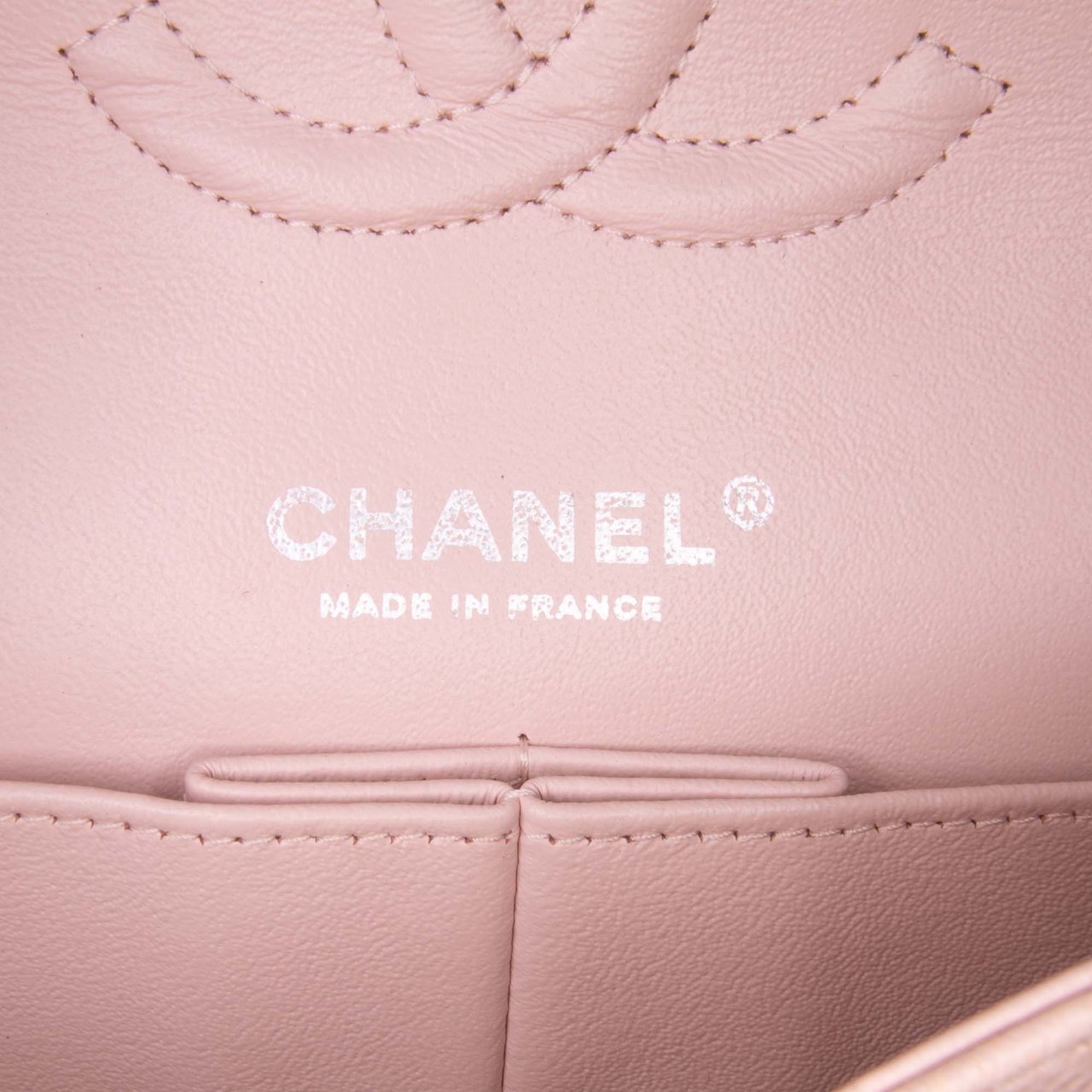 Chanel Medium Classic Caviar Double Flap Roze