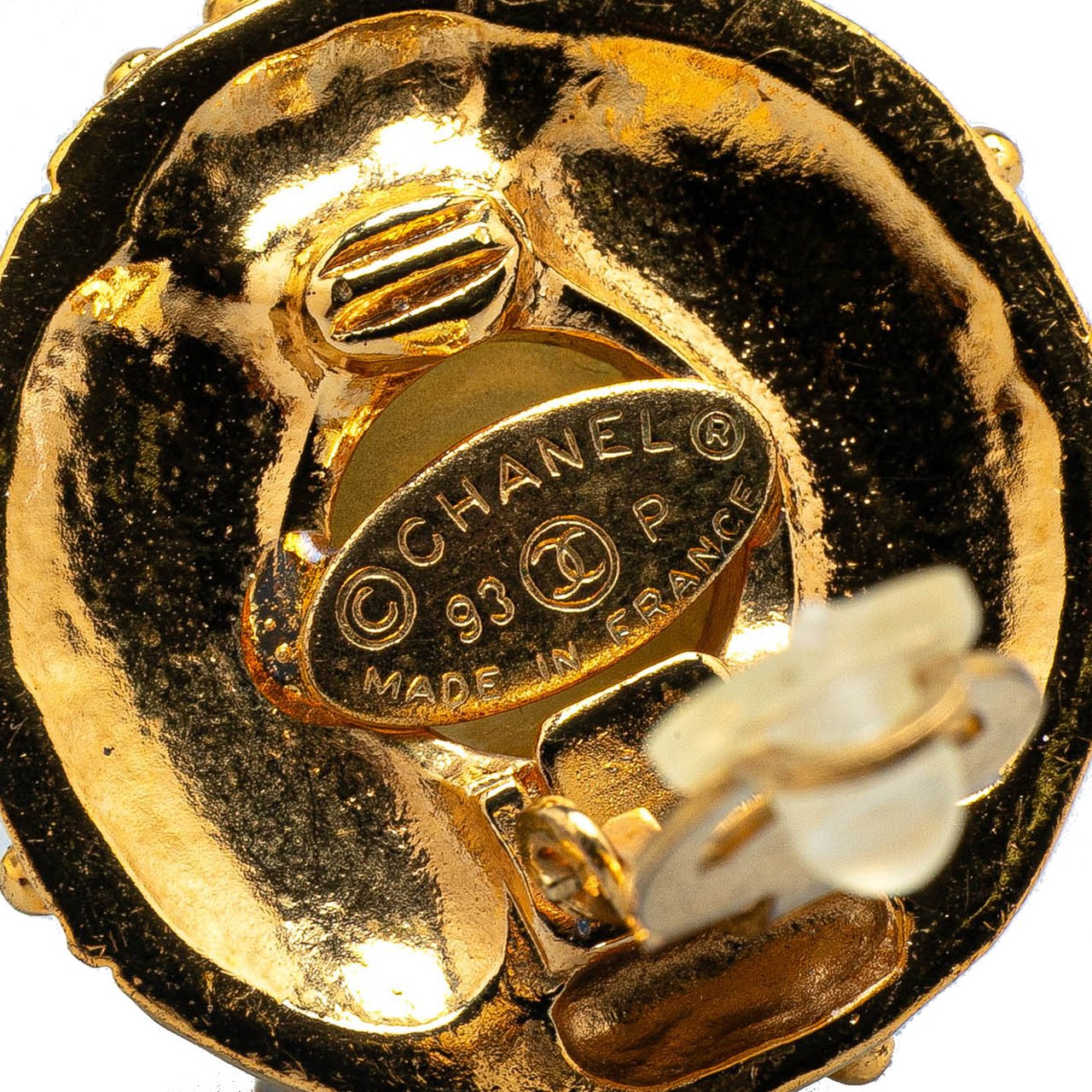 Chanel Gold Plated Round Faux Pearl Rhinestones Clip on Earrings Goud