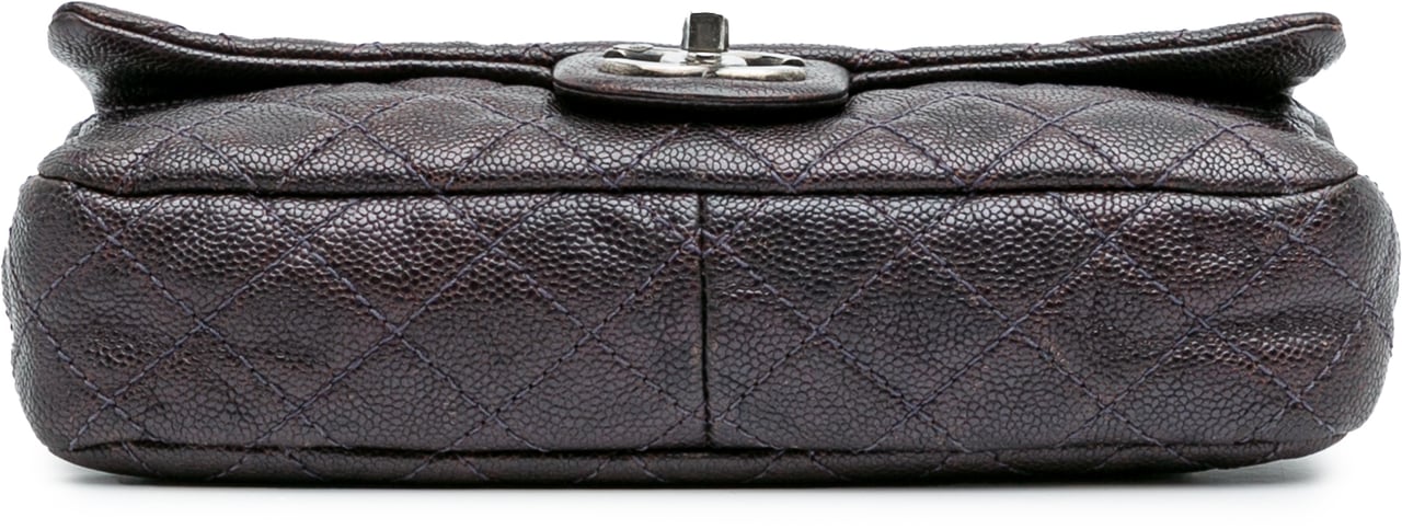 Chanel Medium Quilted Caviar Easy Flap Paars