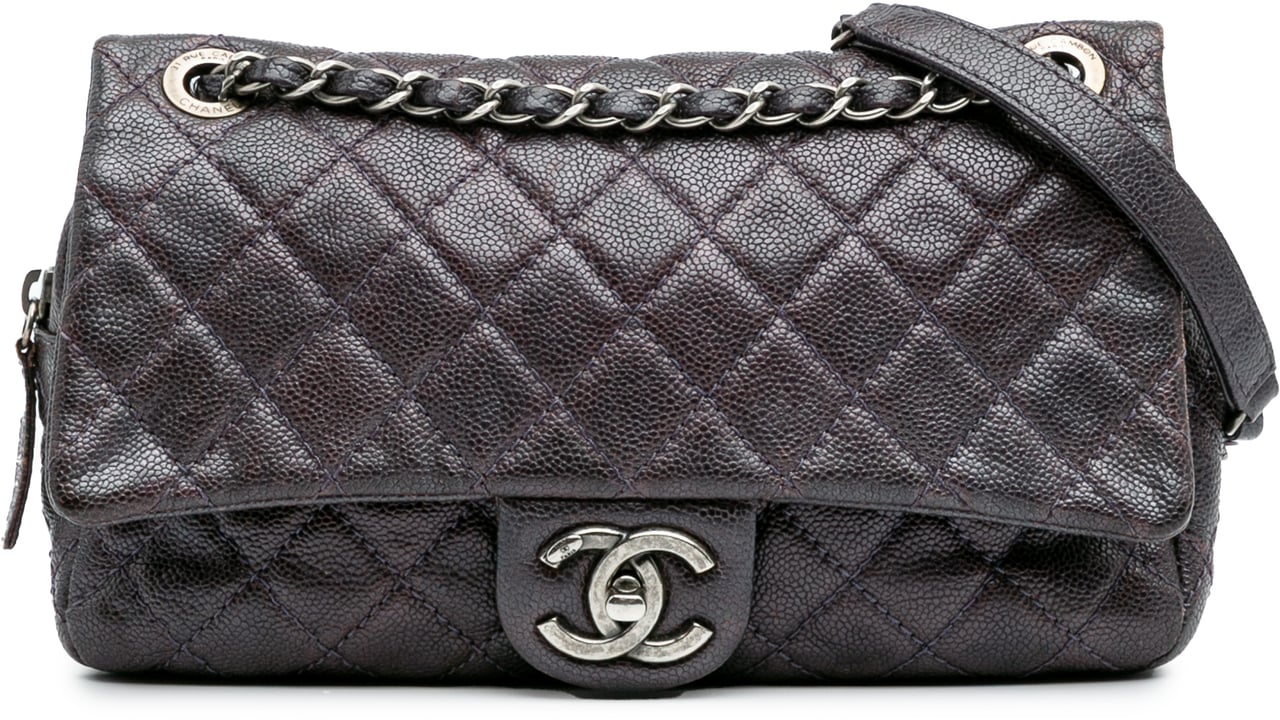 Chanel Medium Quilted Caviar Easy Flap Paars