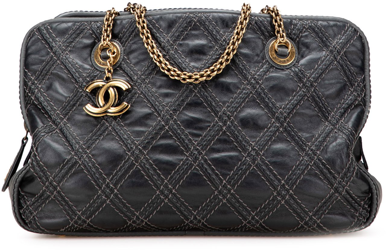 Chanel Quilted Calfskin Stitch Triptych Shoulder Bag Zwart