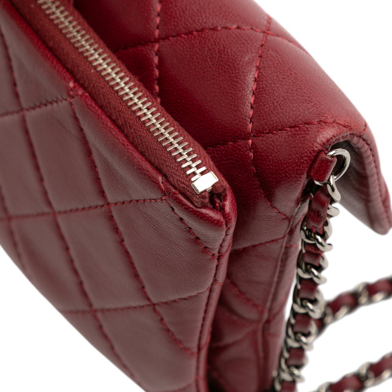 Chanel Mini Lambskin Mineral Nights Flap Rood