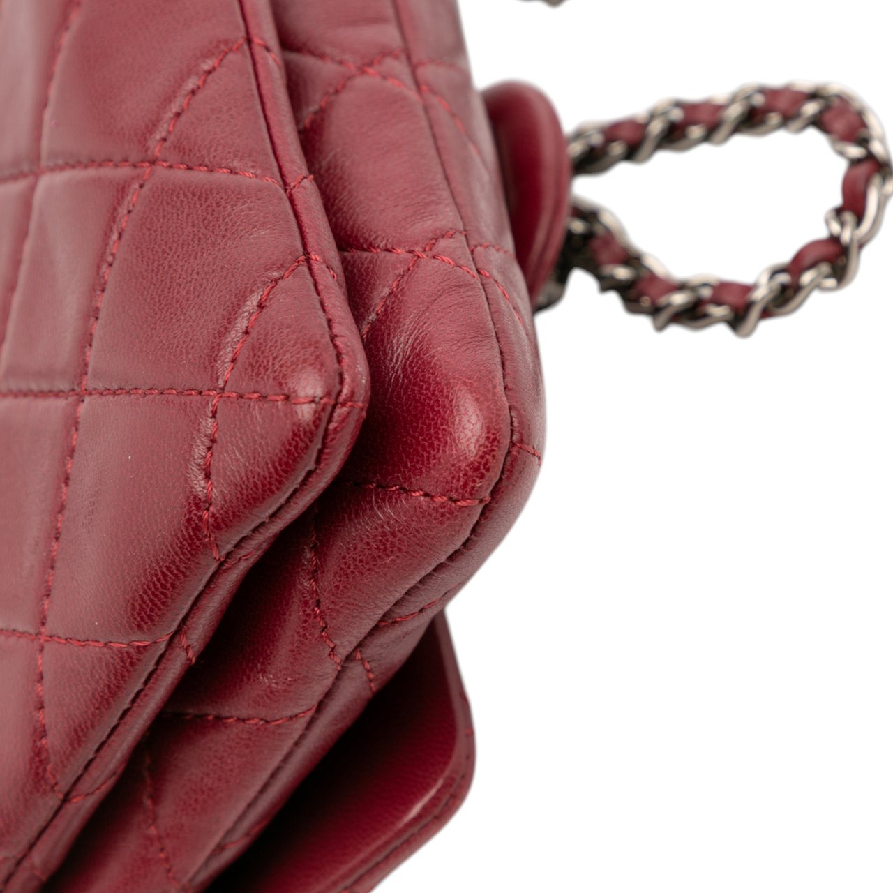 Chanel Mini Lambskin Mineral Nights Flap Rood