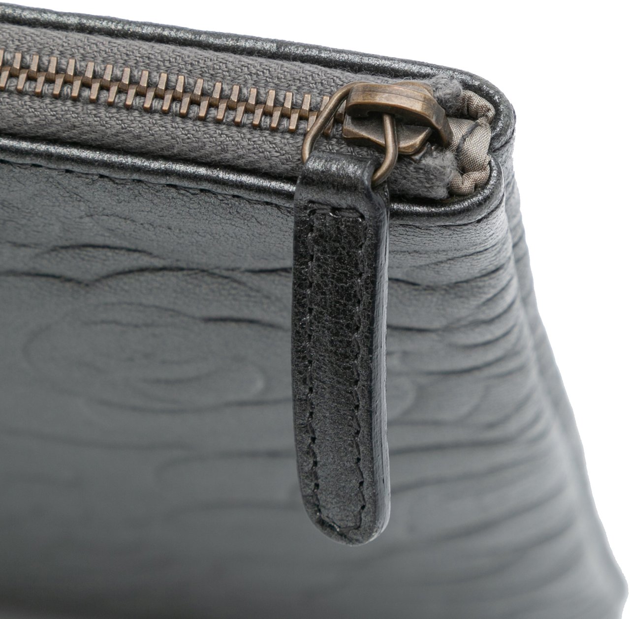 Chanel Large CC Embossed Lambskin Camellia O Case Clutch Zwart
