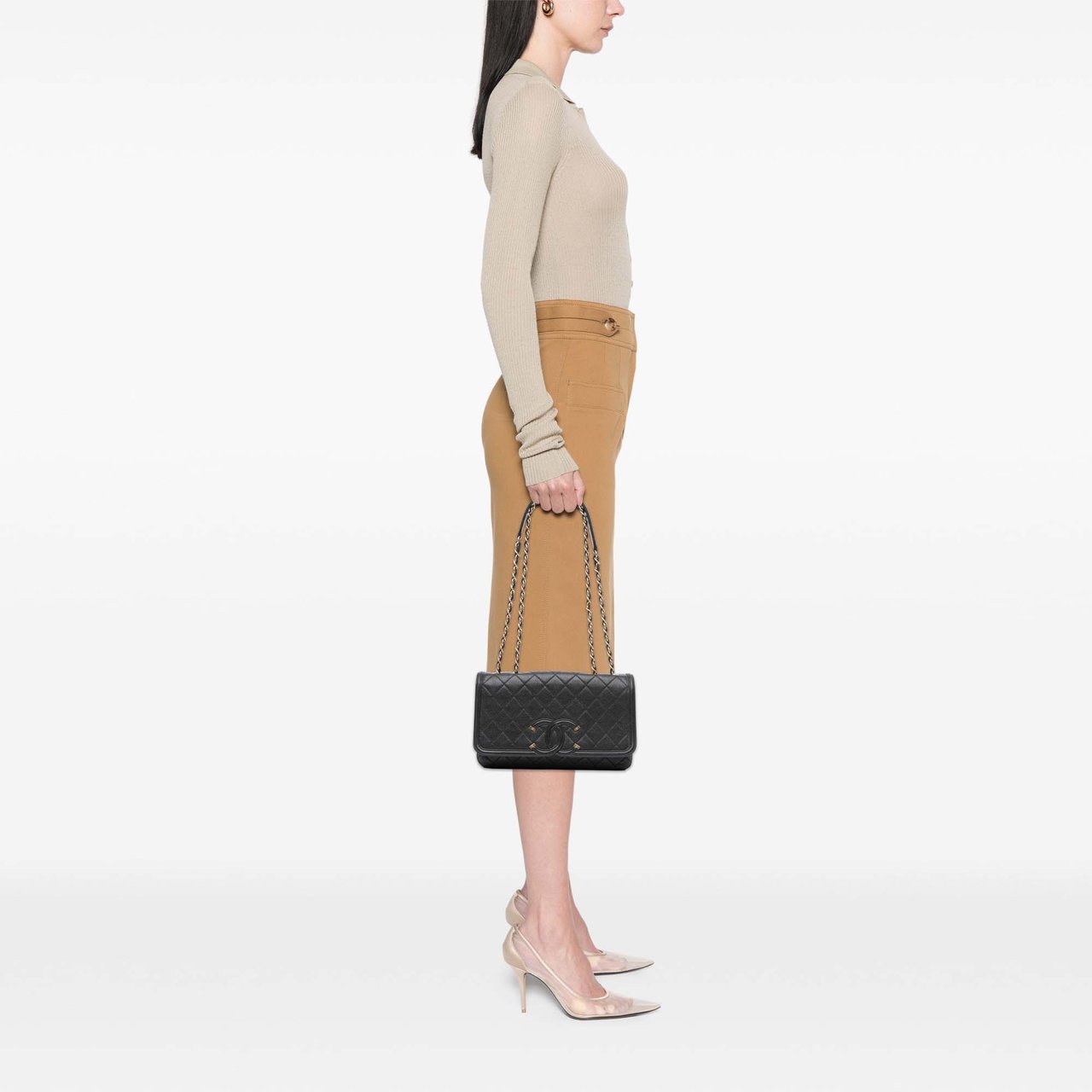 Chanel Medium Caviar CC Filigree Flap Zwart