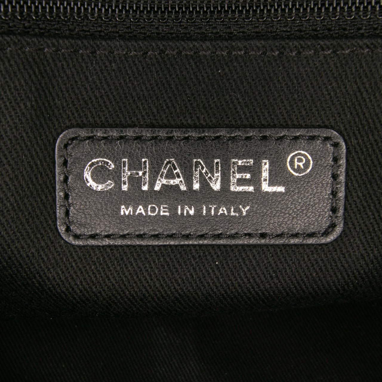 Chanel Medium Patent Coco Shine Flap Zwart