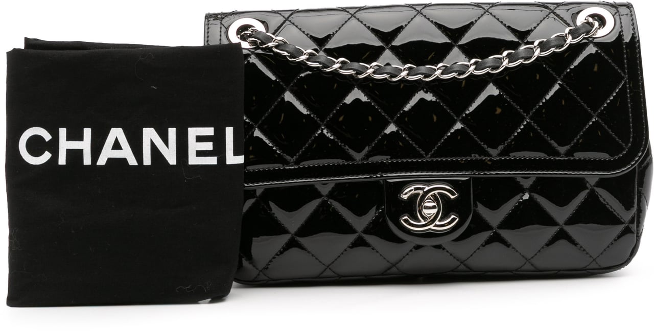 Chanel Medium Patent Coco Shine Flap Zwart