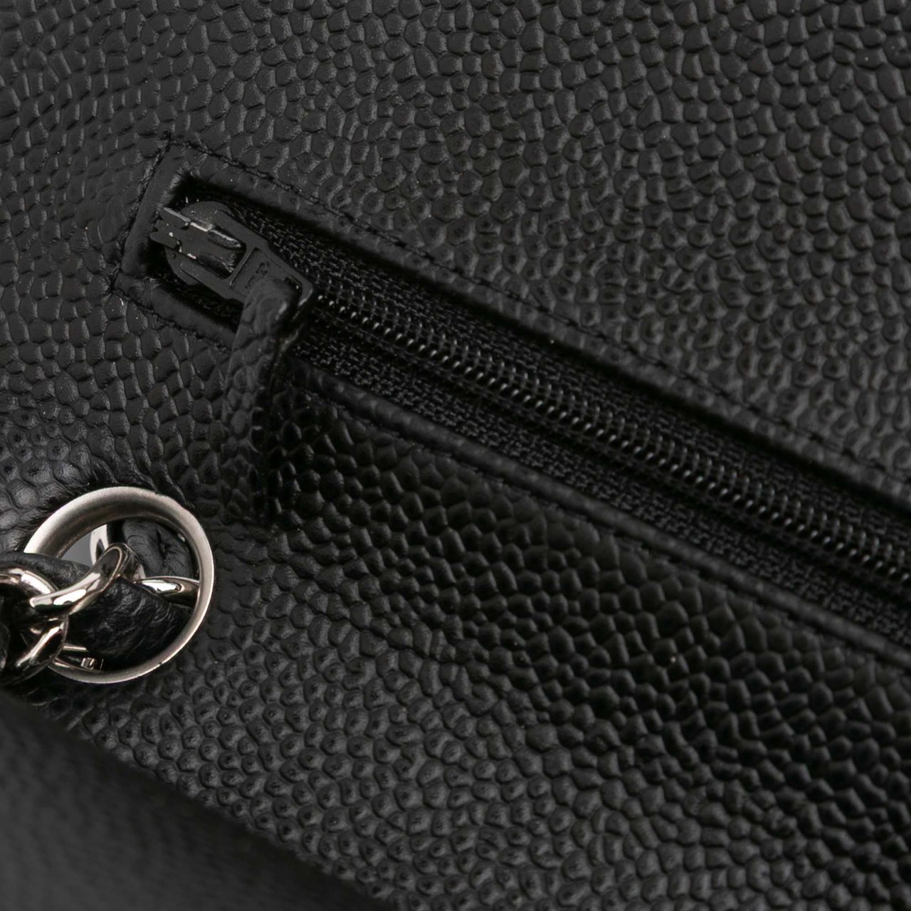 Chanel Medium Classic Caviar Double Flap Zwart
