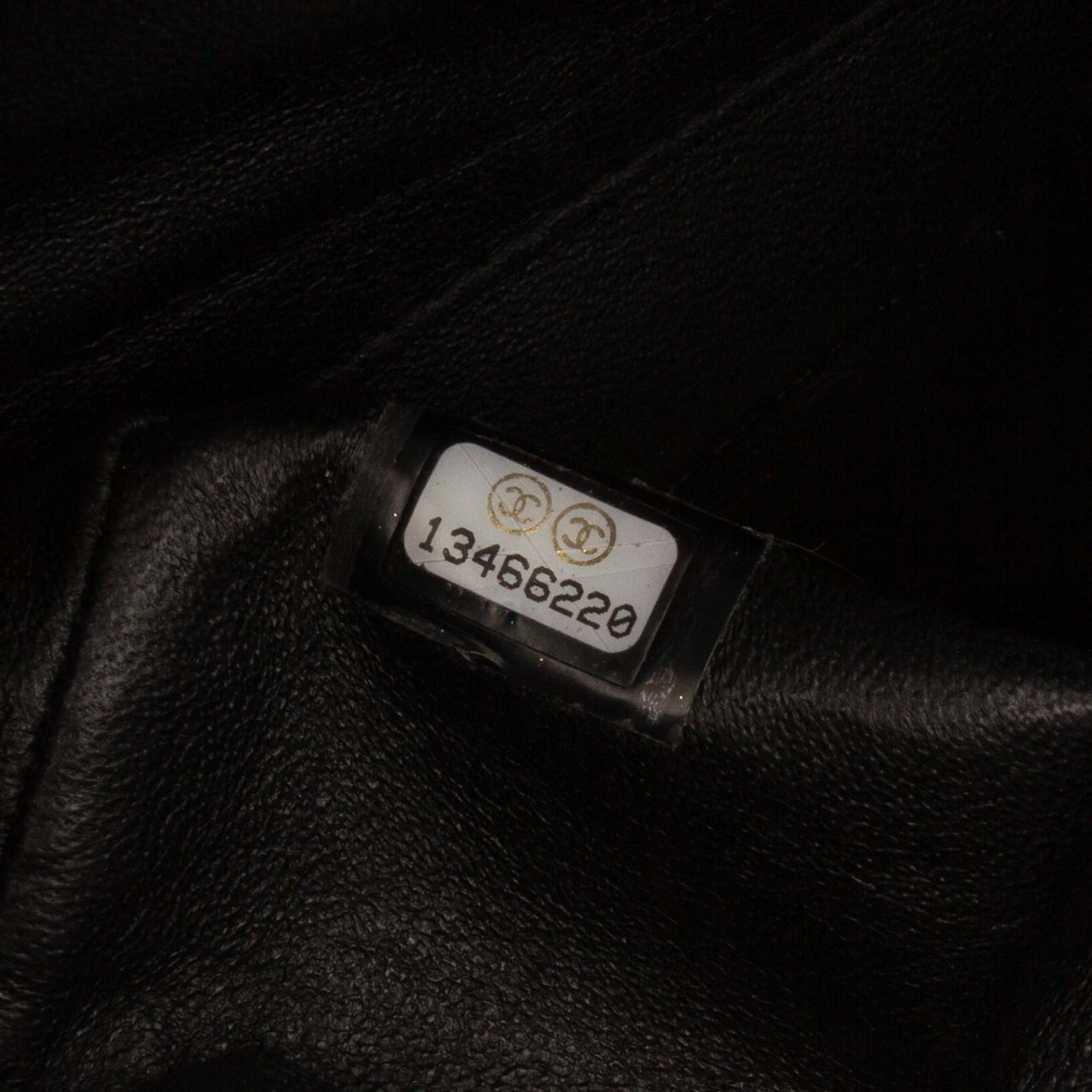 Chanel Medium Classic Caviar Double Flap Zwart