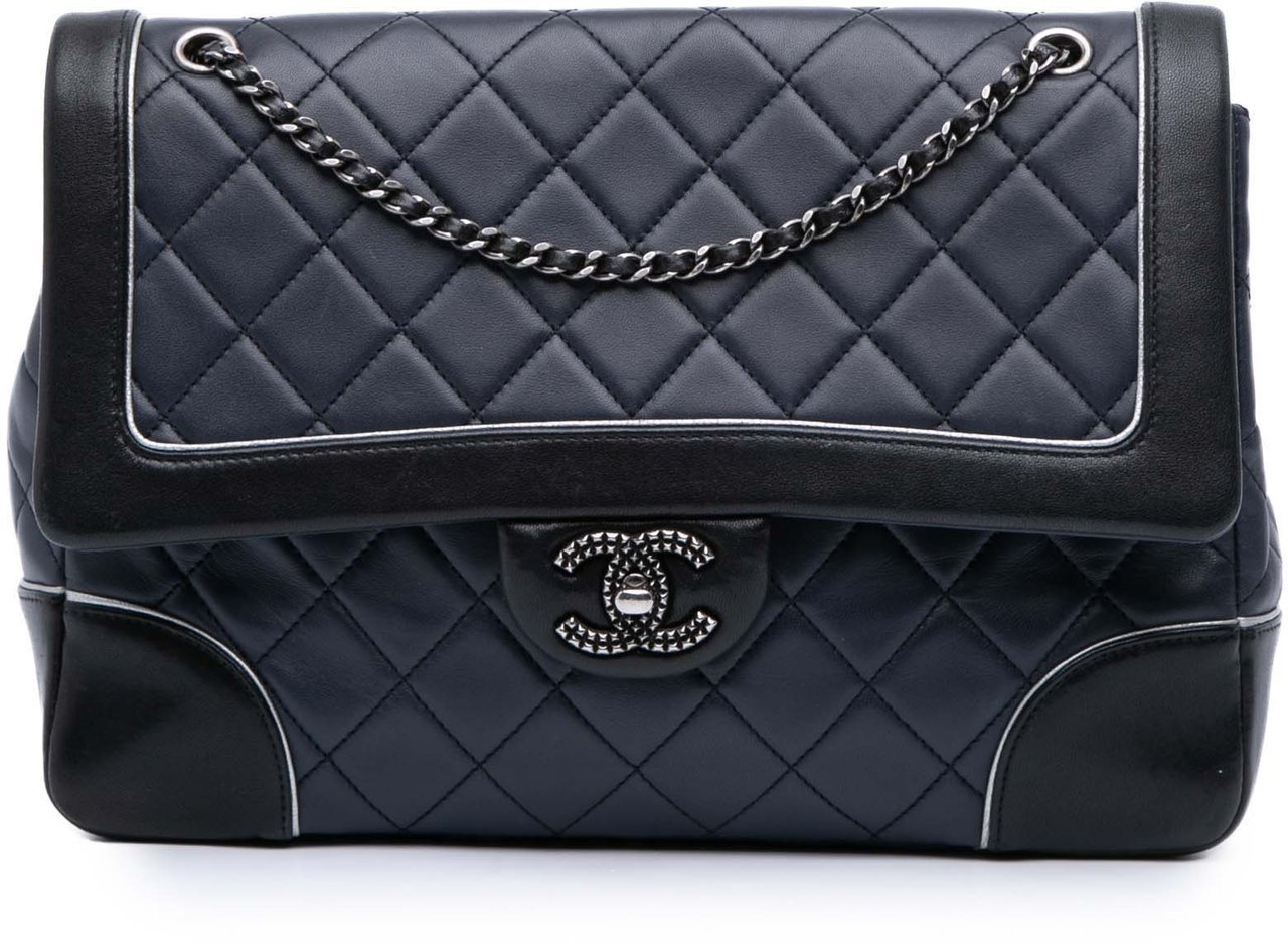 Chanel Paris-Salzburg Jumbo Bicolor Quilted Lambskin Tyrolean Flap Blauw