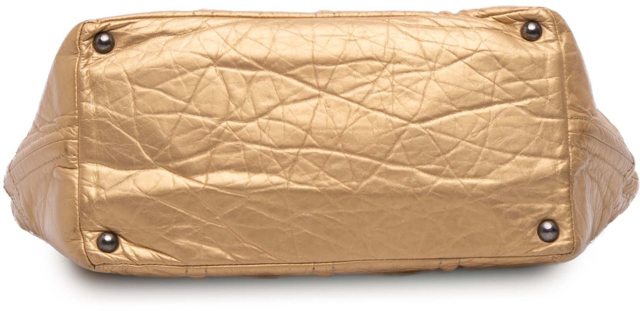 Chanel Distressed Calfskin Shopping In Moscow Tote Goud