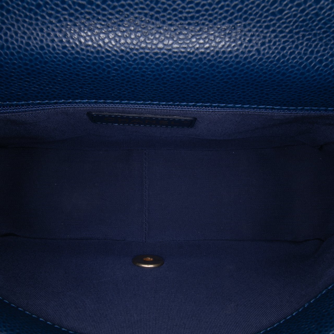 Chanel Small Quilted Caviar Carry Around Flap Blauw