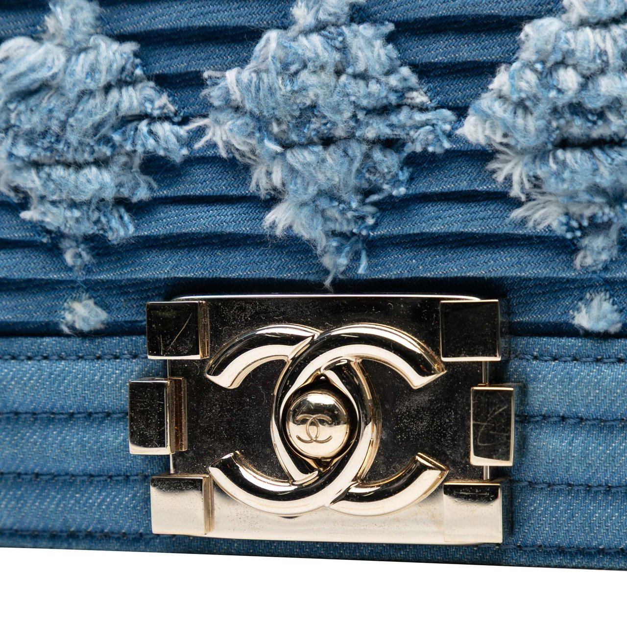Chanel Old Medium Pleated Denim Boy Flap Blauw
