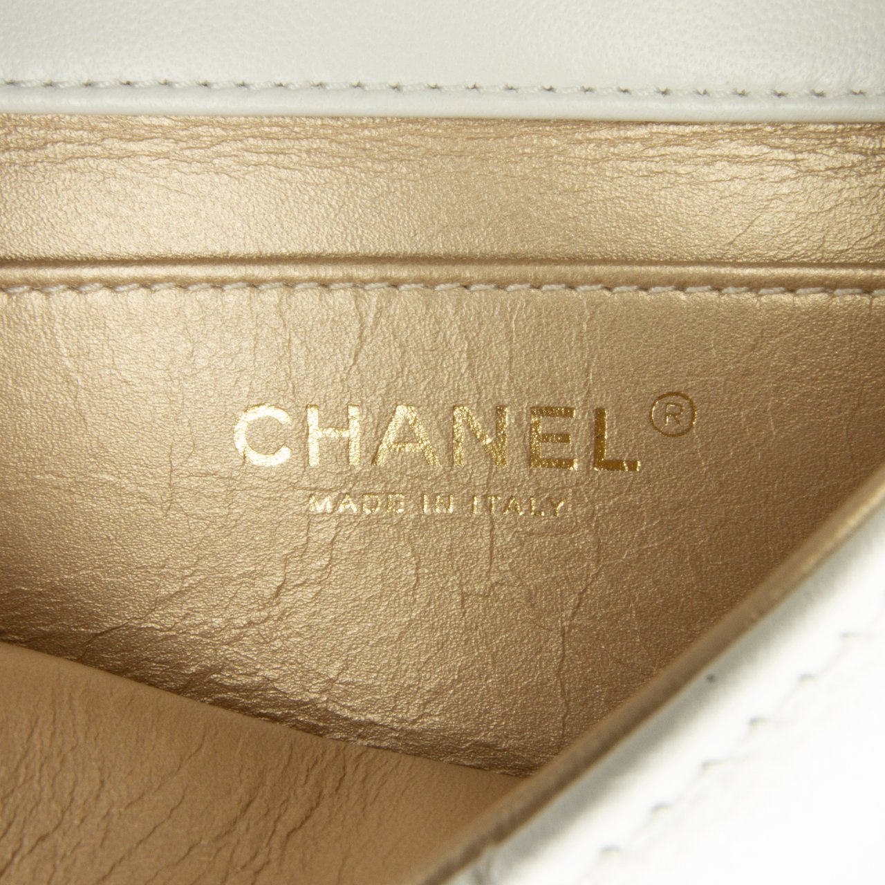 Chanel Small Chic Pearls Flap Wit