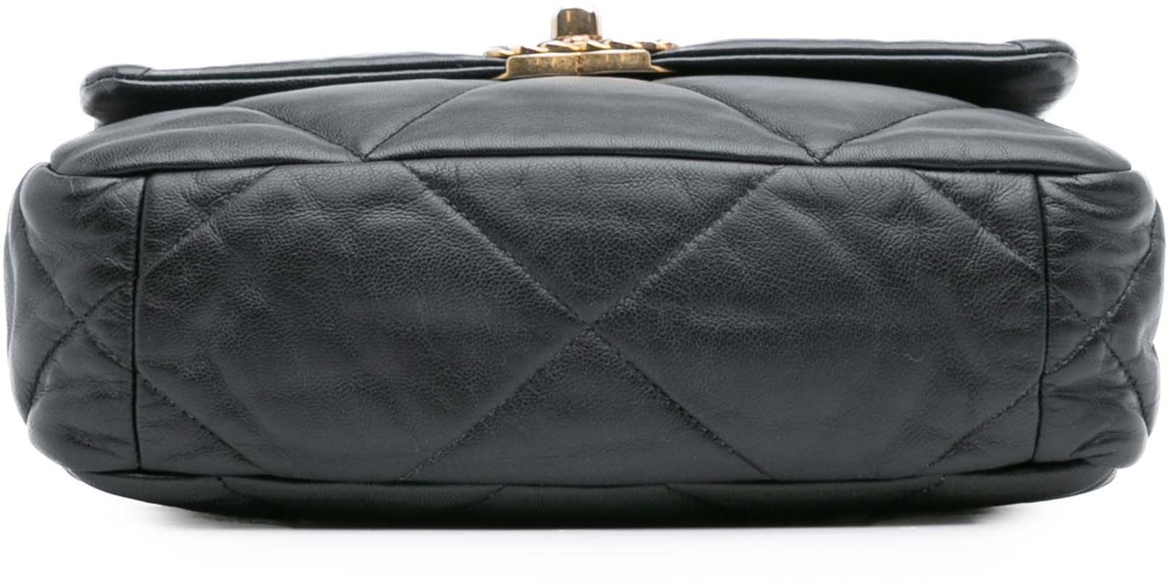 Chanel Medium Lambskin 19 Flap Zwart