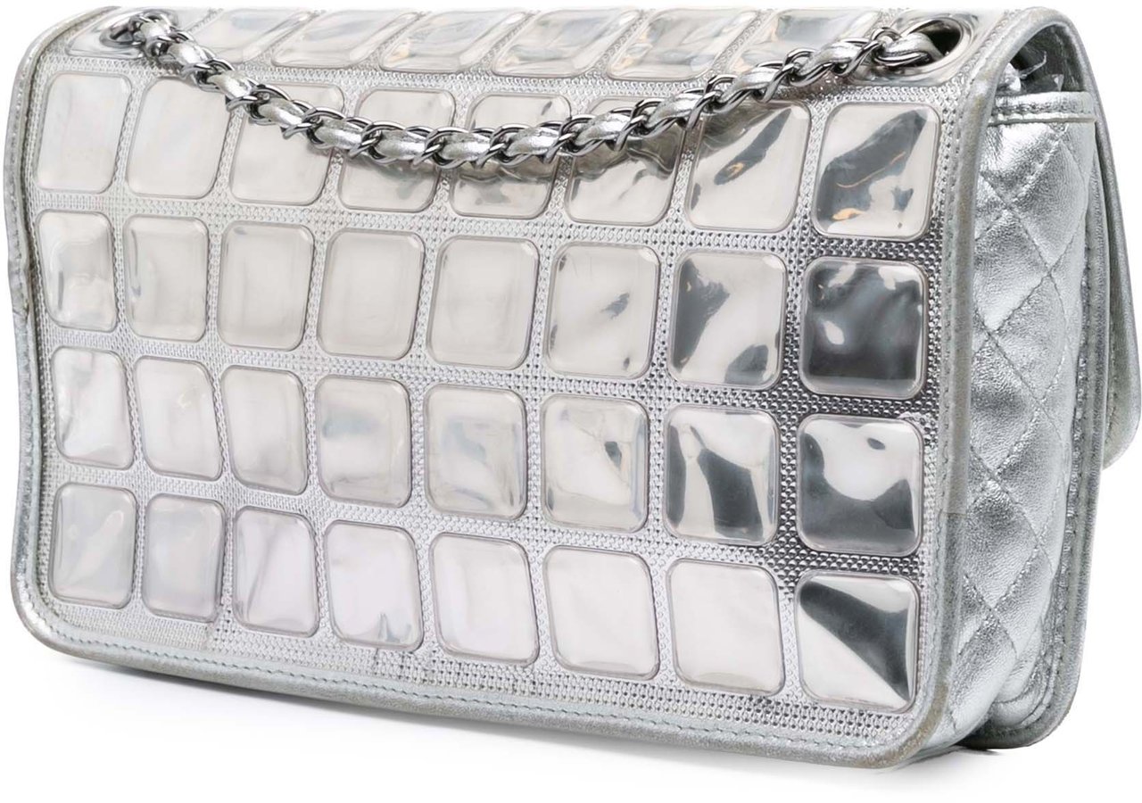 Chanel Vinyl Ice Cube Flap Zilver