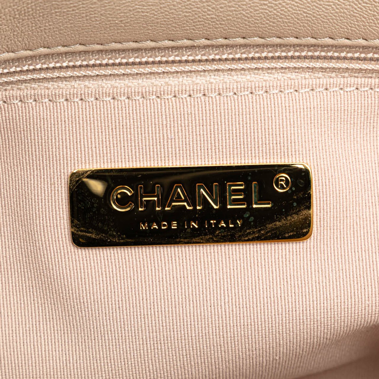 Chanel Large Lambskin 19 Flap Bruin