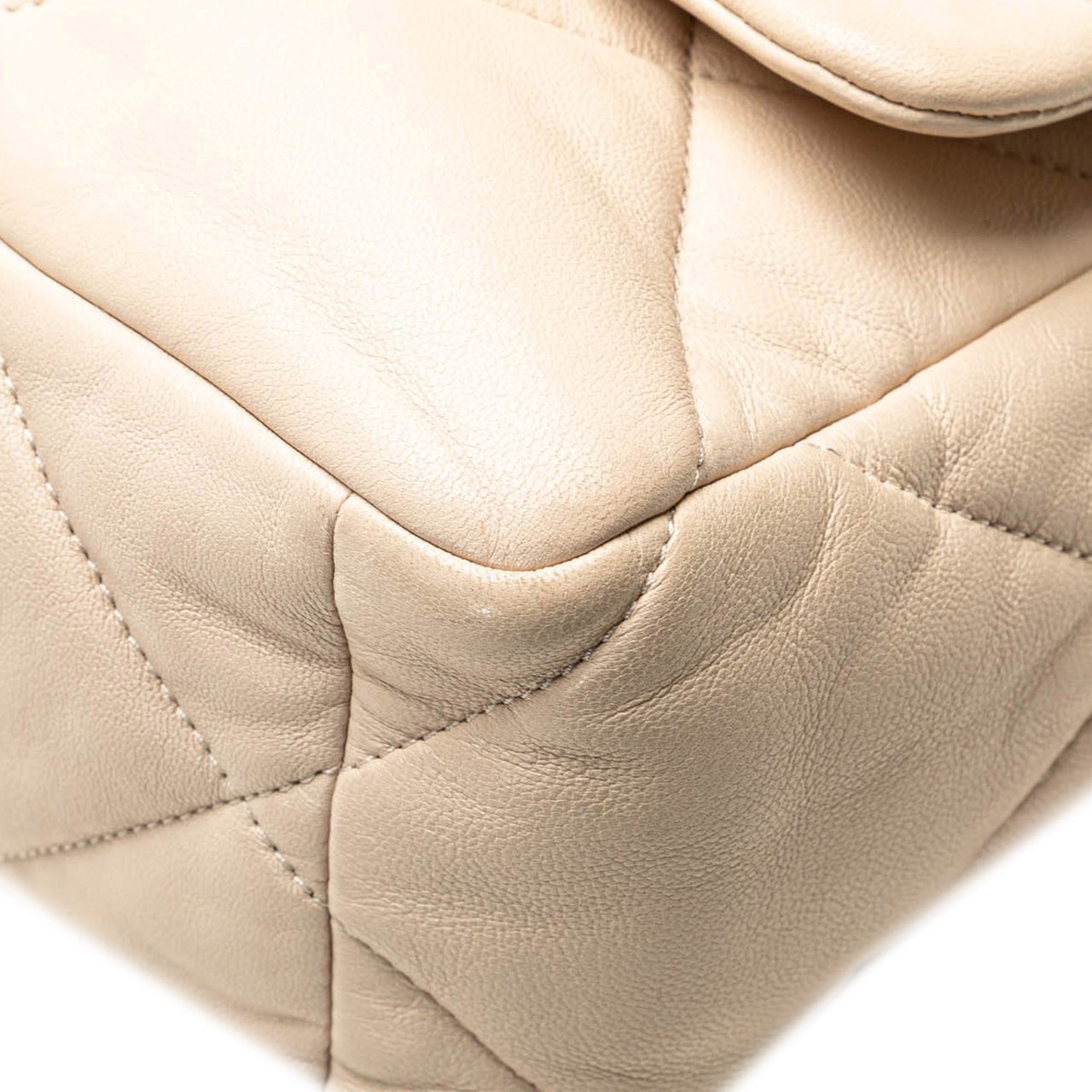 Chanel Large Lambskin 19 Flap Bruin