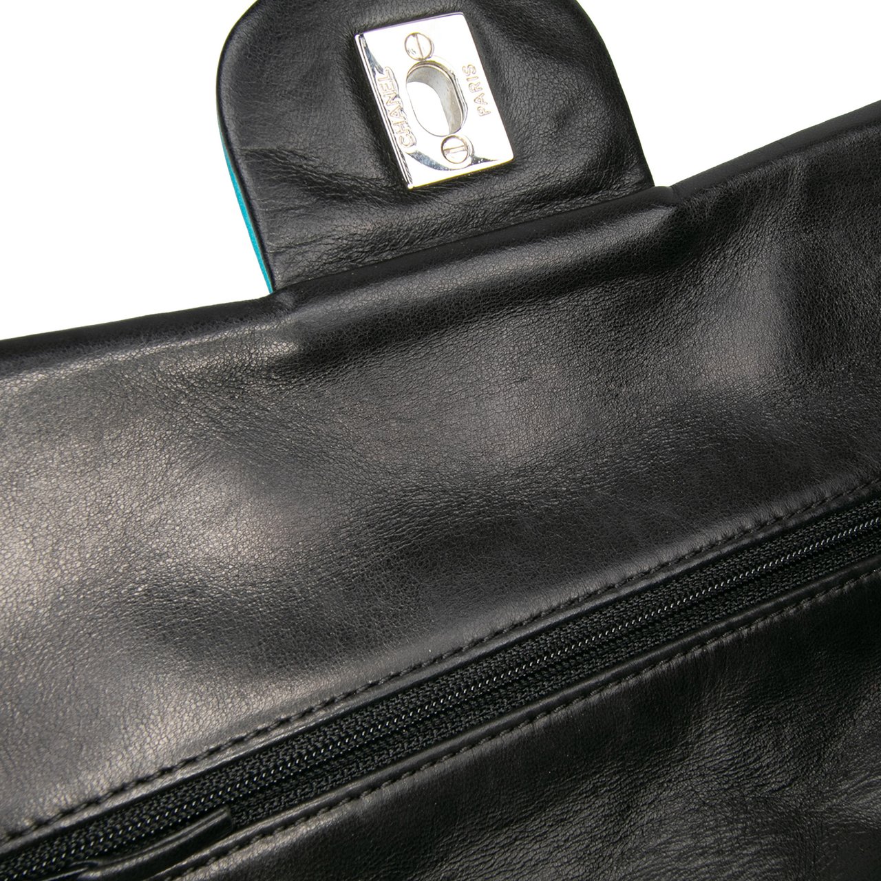 Chanel Medium Classic Bicolor Lambskin Double Flap Zwart