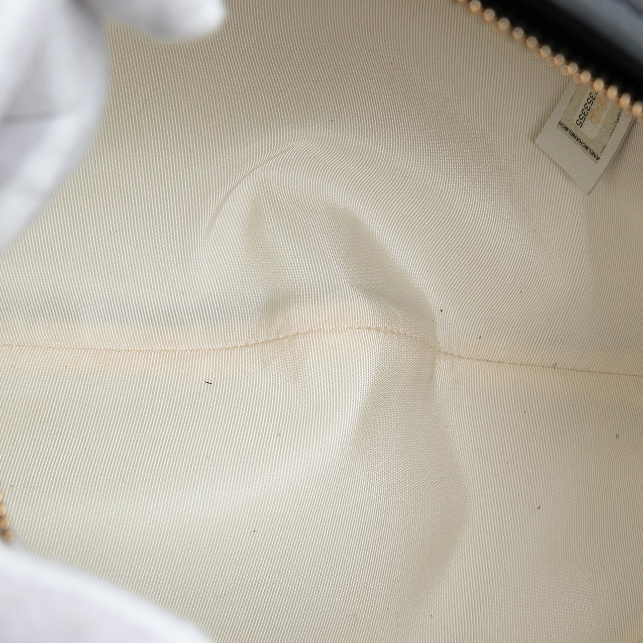 Chanel Calfskin Coco Beach Ball Bag Zwart