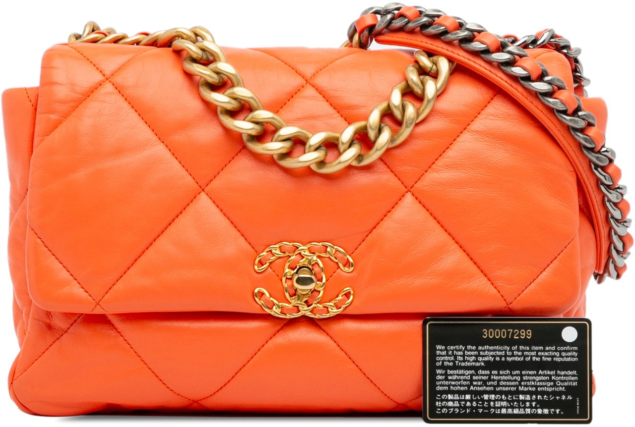 Chanel Large 19 Lambskin Flap Oranje