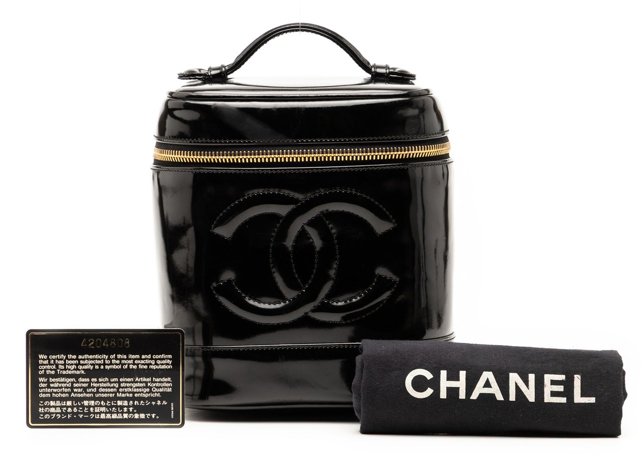 Chanel CC Patent Vanity Bag Zwart